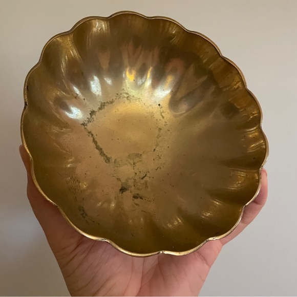 Vintage Accents Vintage Scalloped Brass Accent Bowl Poshmark